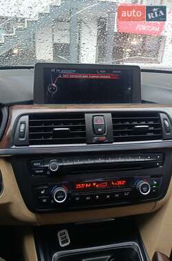 Седан BMW 3 Series 2015 в 