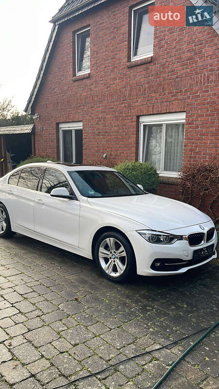 Седан BMW 3 Series 2017 в Харкові