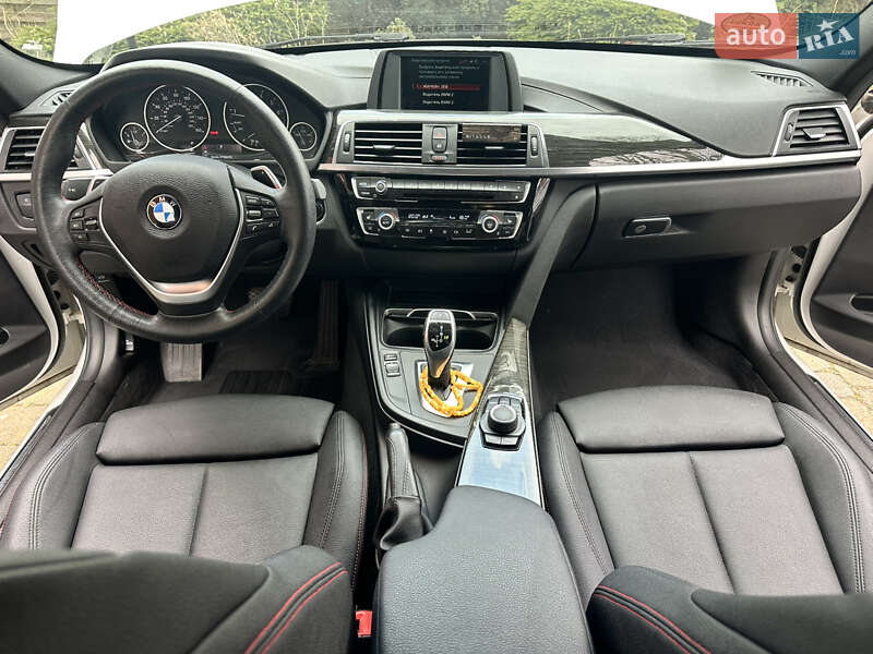Седан BMW 3 Series 2017 в Харкові