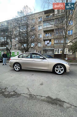 Седан BMW 3 Series 2013 в 