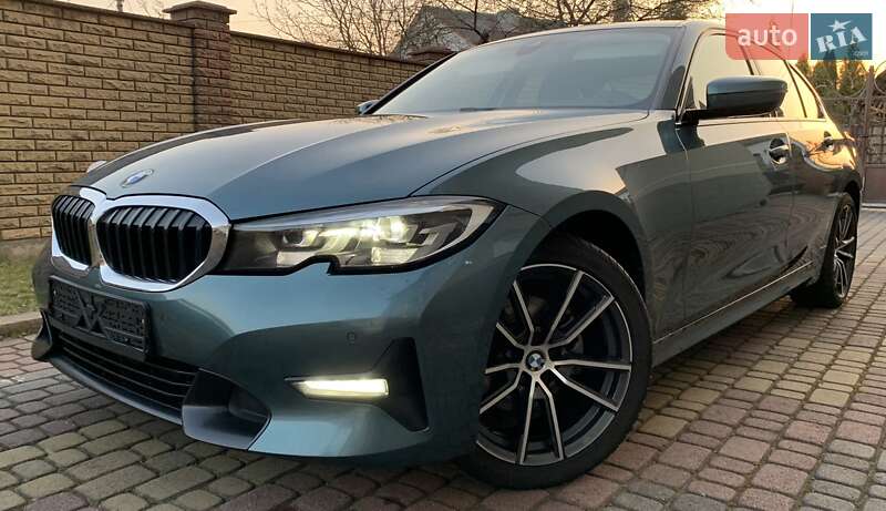 Седан BMW 3 Series 2019 в Львове