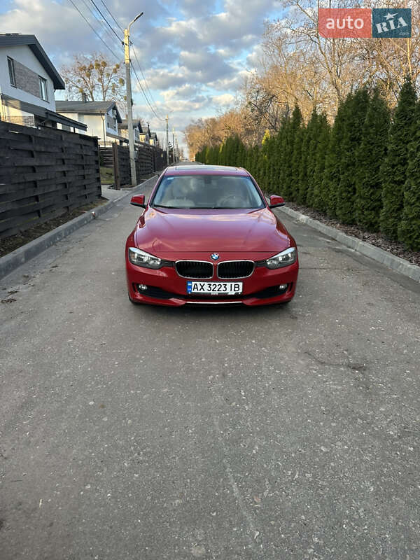 Седан BMW 3 Series 2015 в 