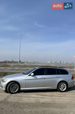 Універсал BMW 3 Series 2010 в 