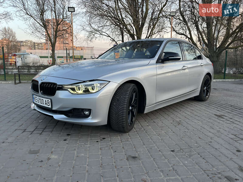 Седан BMW 3 Series 2015 в Полтаві