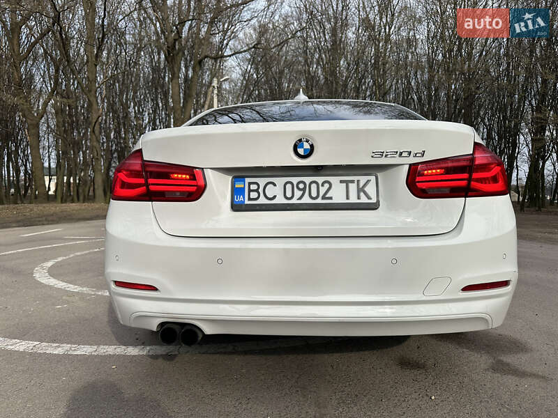 Седан BMW 3 Series 2016 в Львові