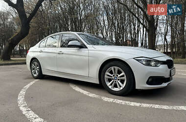Седан BMW 3 Series 2016 в 