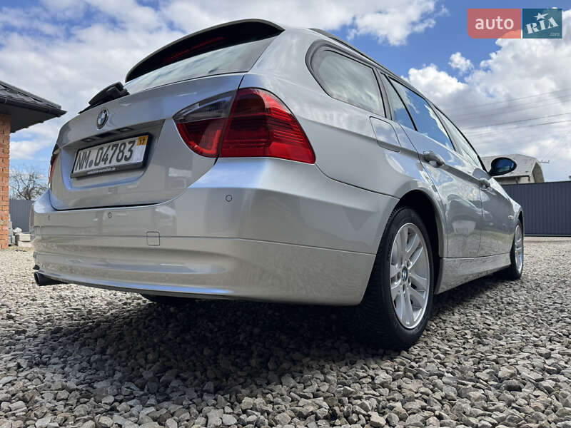 Універсал BMW 3 Series 2008 в Долині