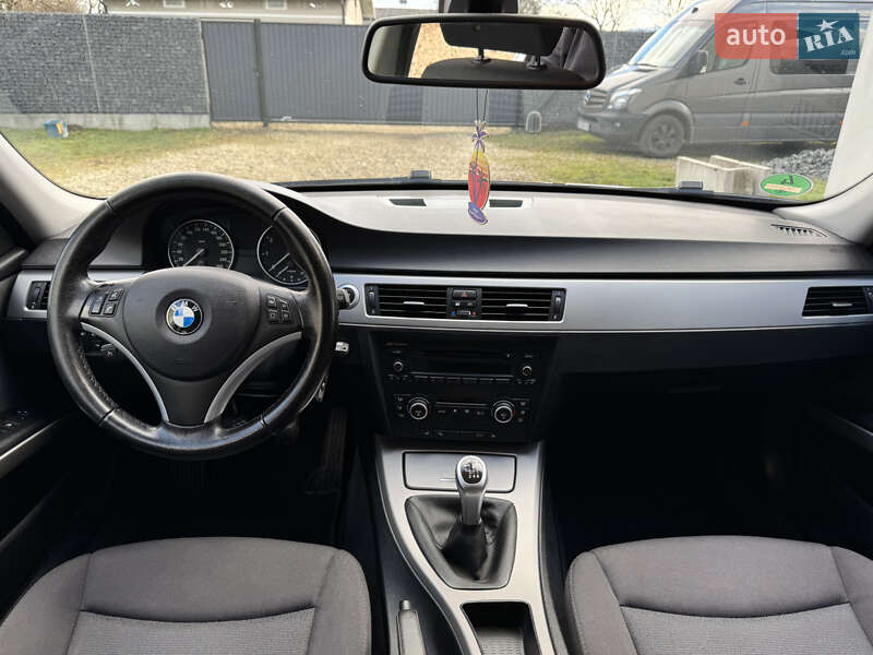 Універсал BMW 3 Series 2008 в Долині
