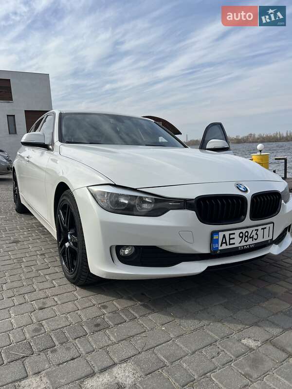 BMW 3 Series 2012