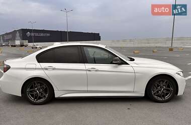 Седан BMW 3 Series 2013 в Львові