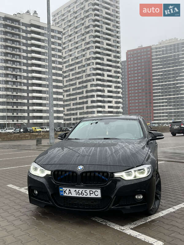 Седан BMW 3 Series 2014 в Киеве