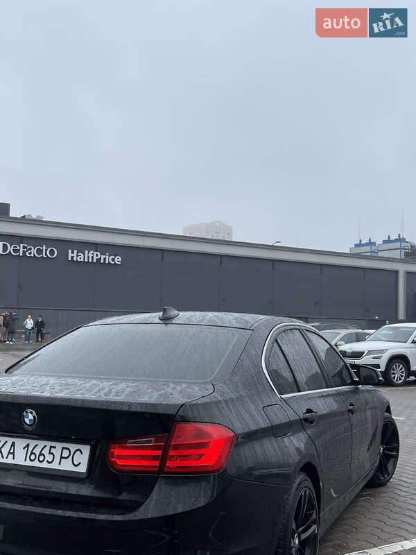 Седан BMW 3 Series 2014 в Киеве