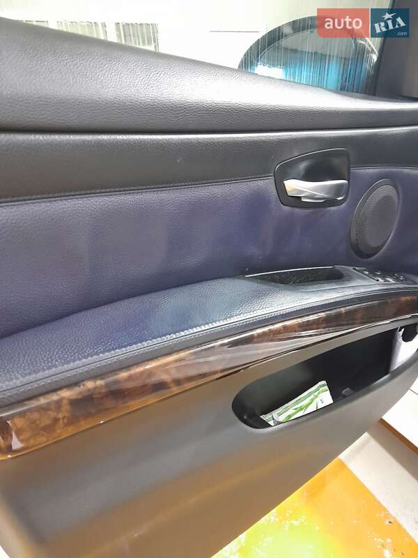 Седан BMW 3 Series 2008 в Никополе фото 51 Седан BMW 3 Series 2008 в Никополе