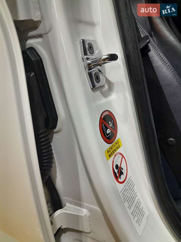 Седан BMW 3 Series 2008 в Никополе фото 86 Седан BMW 3 Series 2008 в Никополе