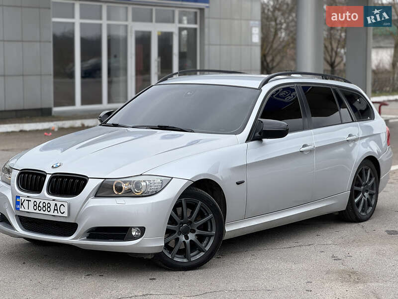 BMW 3 Series 2011