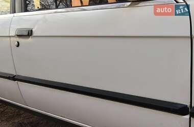 Седан BMW 3 Series 1990 в 