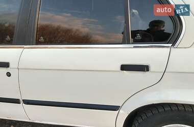 Седан BMW 3 Series 1990 в 