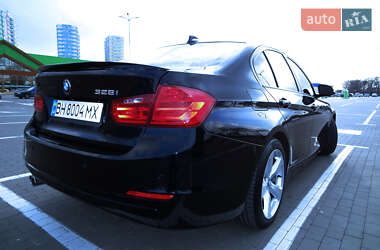 Седан BMW 3 Series 2013 в 