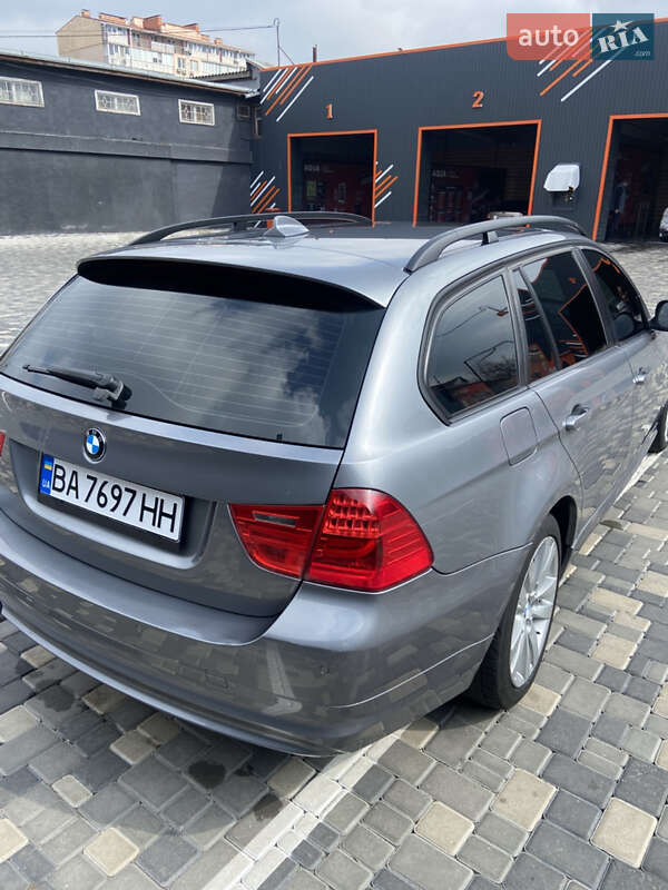 Универсал BMW 3 Series 2011 в Николаеве