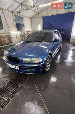Седан BMW 3 Series 2000 в 