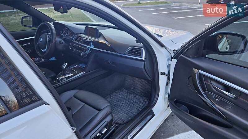 Седан BMW 3 Series 2016 в Чернігові