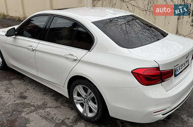 Седан BMW 3 Series 2017 в 