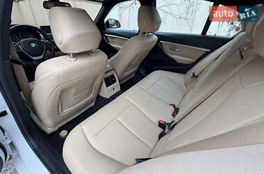 Седан BMW 3 Series 2017 в 