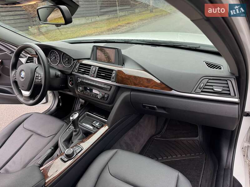 Седан BMW 3 Series 2014 в Киеве
