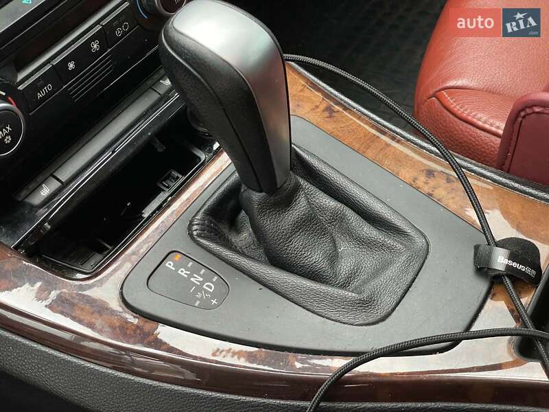 Седан BMW 3 Series 2007 в Киеве