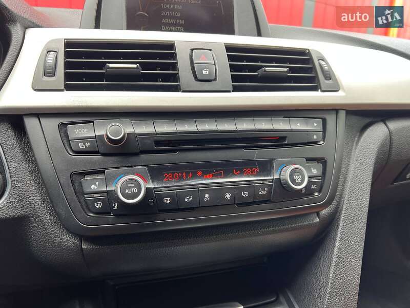 Седан BMW 3 Series 2013 в Киеве