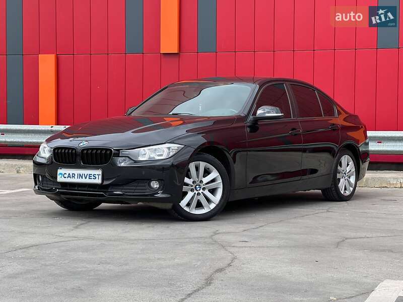 Седан BMW 3 Series 2013 в Киеве