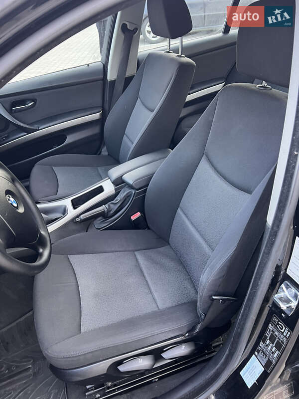 Седан BMW 3 Series 2007 в Луцьку