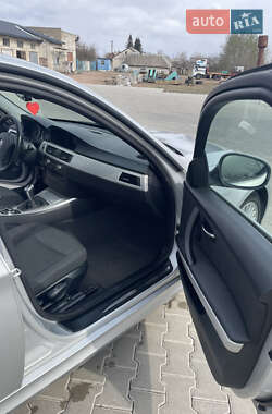 Седан BMW 3 Series 2008 в 