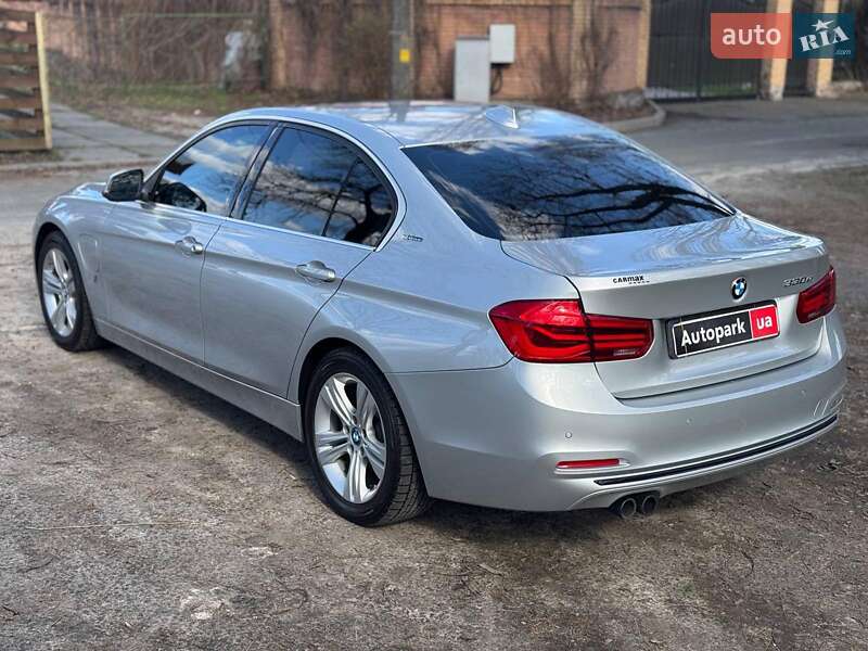 Седан BMW 3 Series 2017 в Киеве