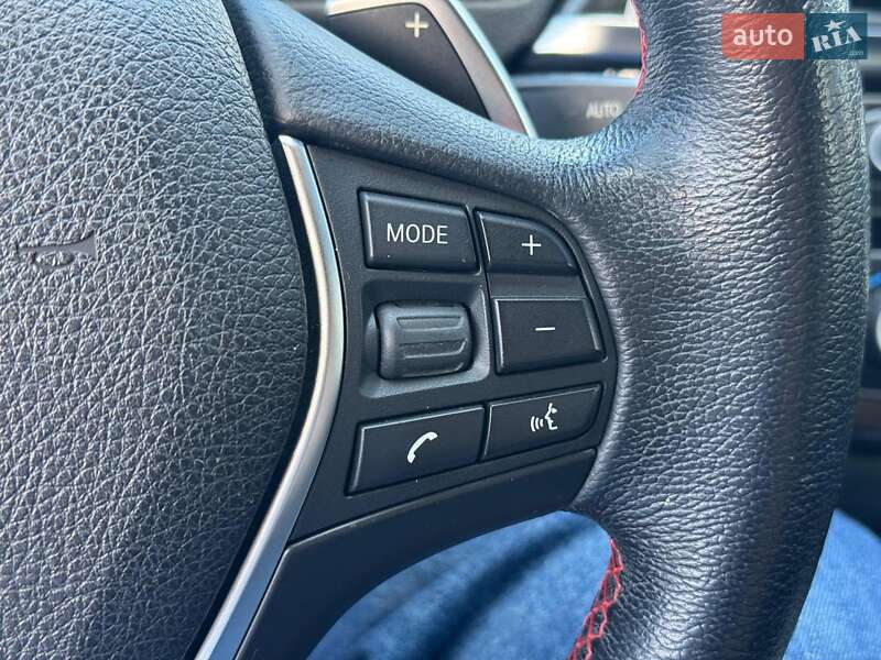 Седан BMW 3 Series 2017 в Киеве