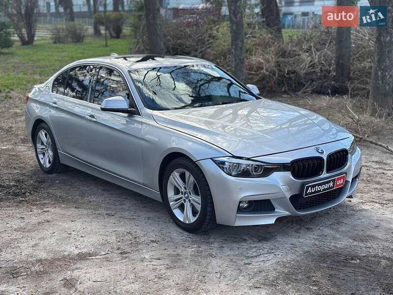 Седан BMW 3 Series 2017 в Киеве