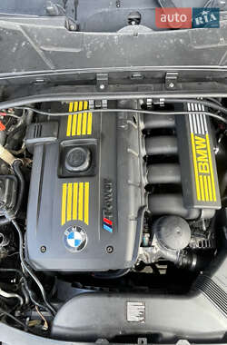 Седан BMW 3 Series 2011 в 