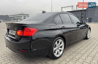 Седан BMW 3 Series 2015 в 