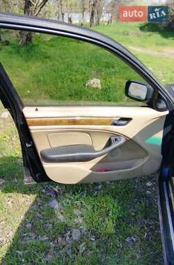 Седан BMW 3 Series 2001 в 