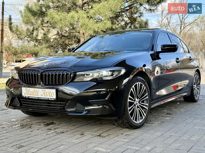 Седан BMW 3 Series 2022 в Дніпрі