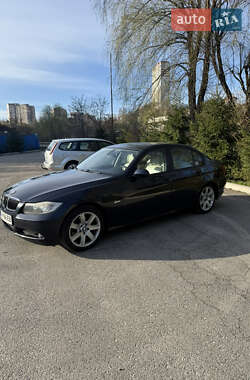 Седан BMW 3 Series 2005 в 