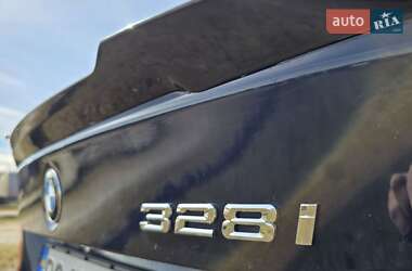 Седан BMW 3 Series 2012 в 