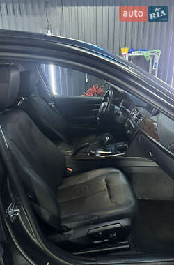 Седан BMW 3 Series 2013 в 
