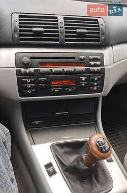 Седан BMW 3 Series 2003 в 
