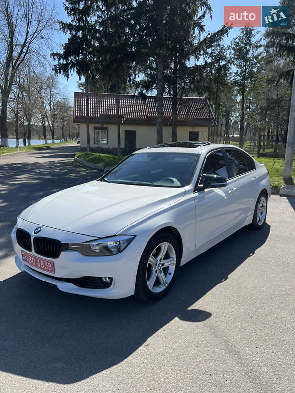 Седан BMW 3 Series 2014 в 