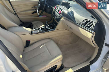Седан BMW 3 Series 2014 в 