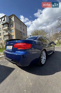 Купе BMW 3 Series 2011 в 
