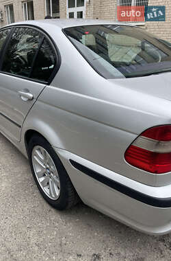 Седан BMW 3 Series 2002 в 