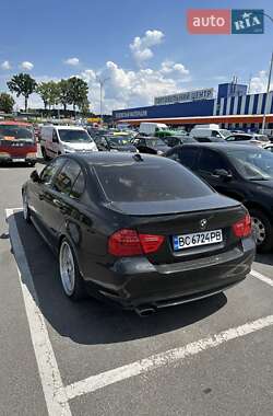 Седан BMW 3 Series 2010 в 