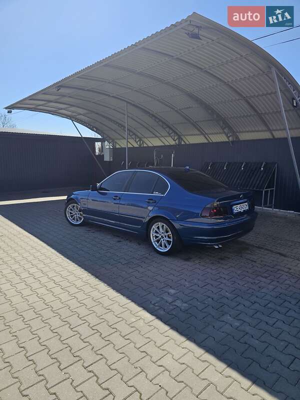 Седан BMW 3 Series 2001 в Глыбокой